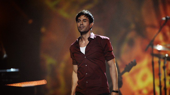 Uforia K-Love Live: Enrique Iglesias, Juanes, Pitbull, Ricardo Montaner & Jesse & Joy at The Forum