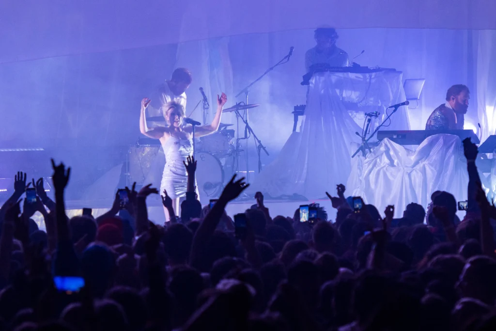 Robyn tickets